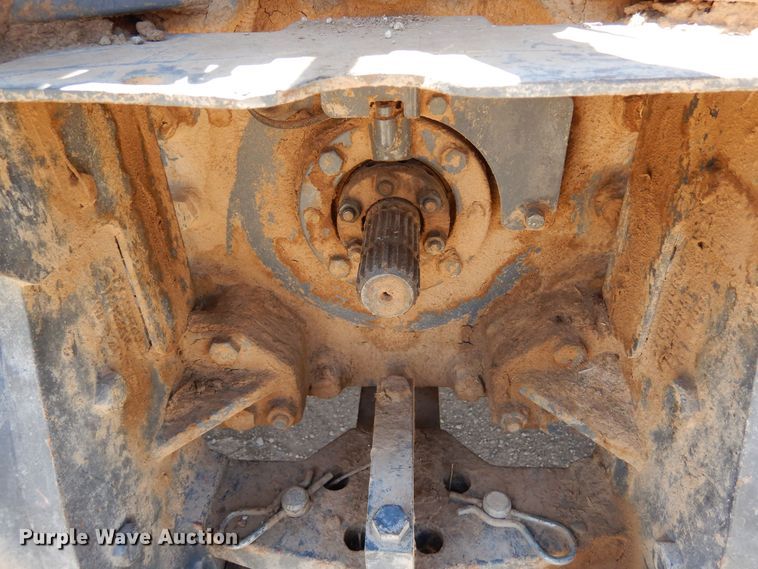 image for item LT9911 2015 Massey Ferguson 8732  MFWD tractor