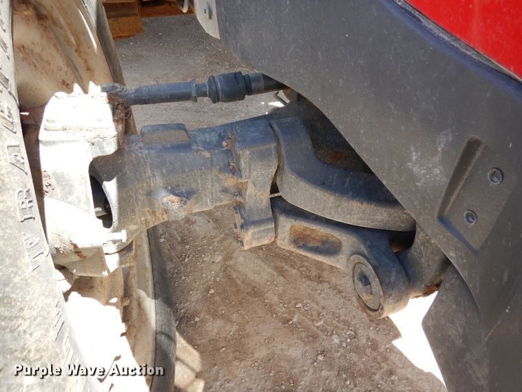 image for item LT9911 2015 Massey Ferguson 8732  MFWD tractor