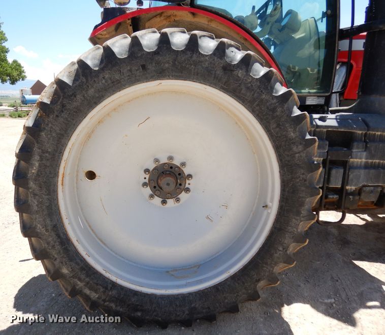 image for item LT9911 2015 Massey Ferguson 8732  MFWD tractor