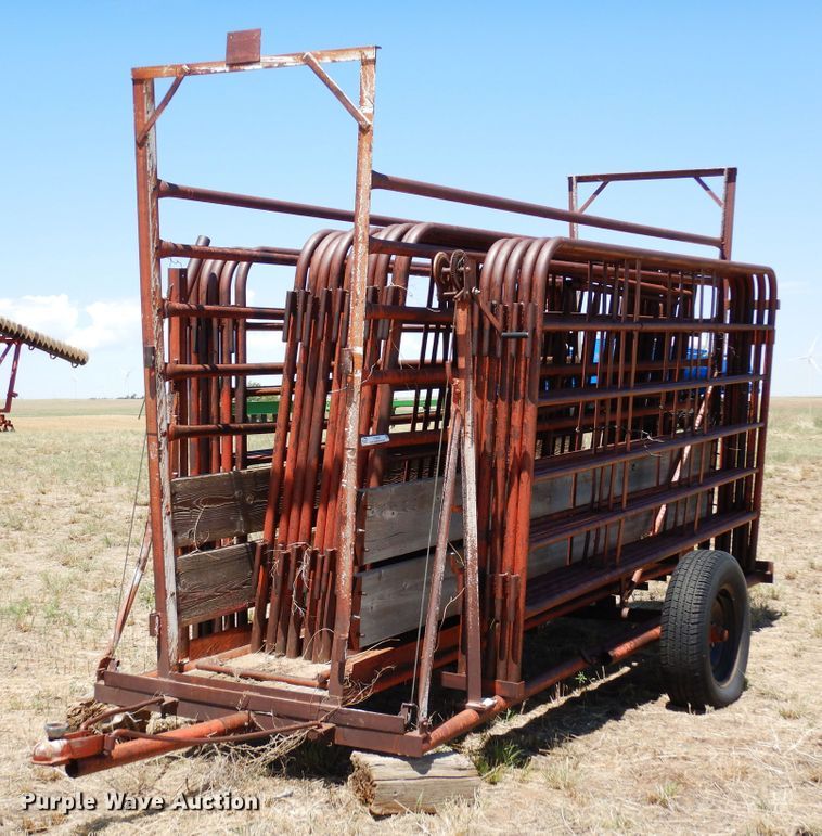 image for item LT9924 Shop built livestock chute