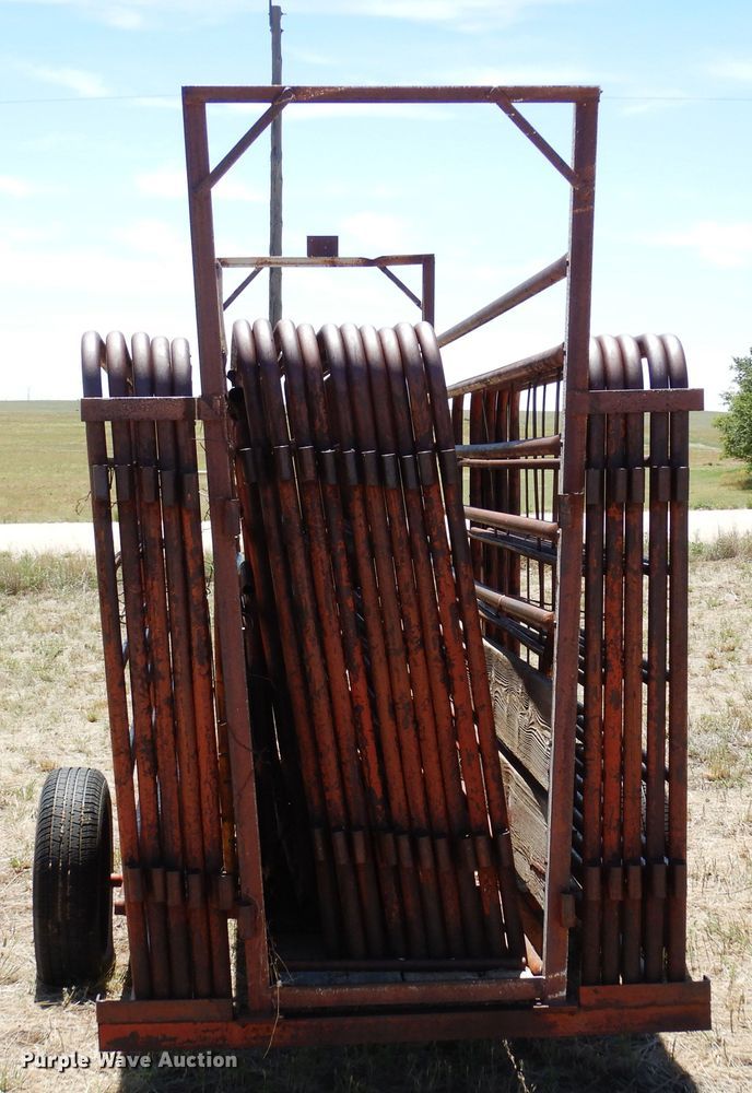 image for item LT9924 Shop built livestock chute