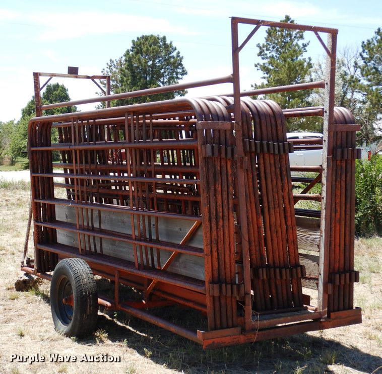 image for item LT9924 Shop built livestock chute