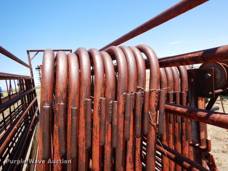 image for item LT9924 Shop built livestock chute