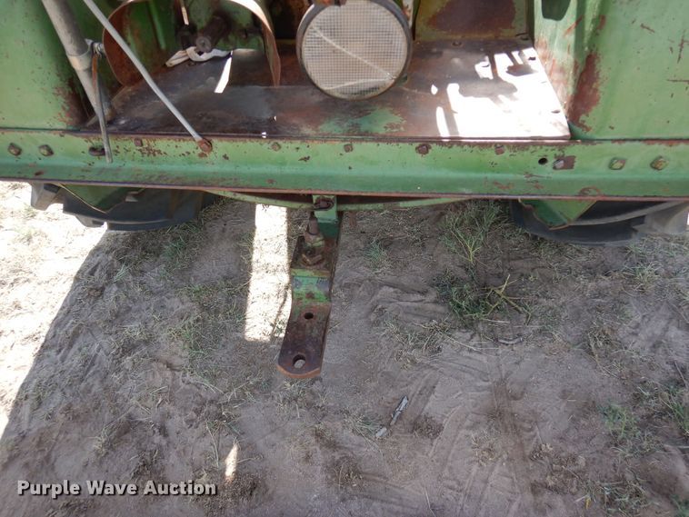 image for item LT9925 1947 John Deere D  tractor