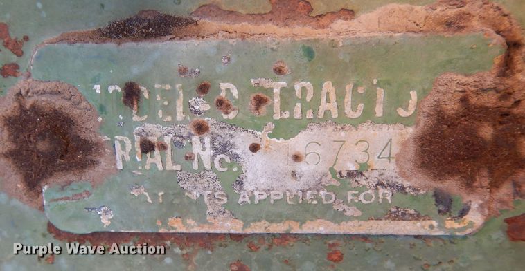 image for item LT9925 1947 John Deere D  tractor