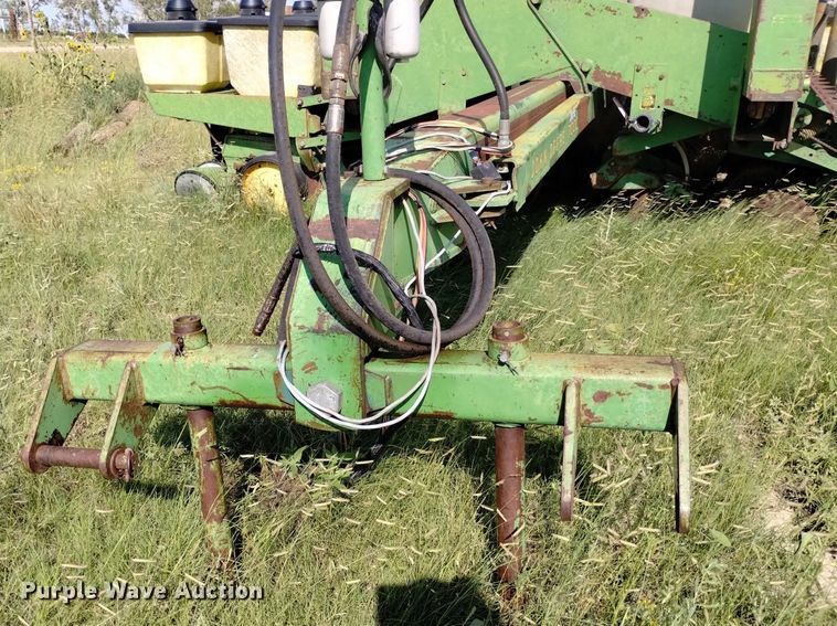 image for item MR9537 John Deere 7000  no-till planter