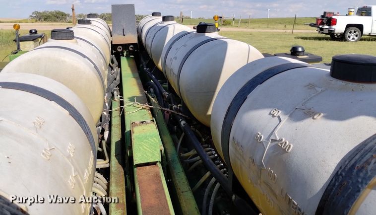 image for item MR9537 John Deere 7000  no-till planter