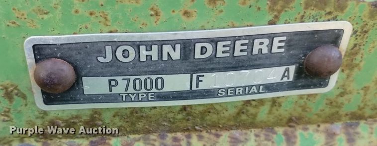 image for item MR9537 John Deere 7000  no-till planter