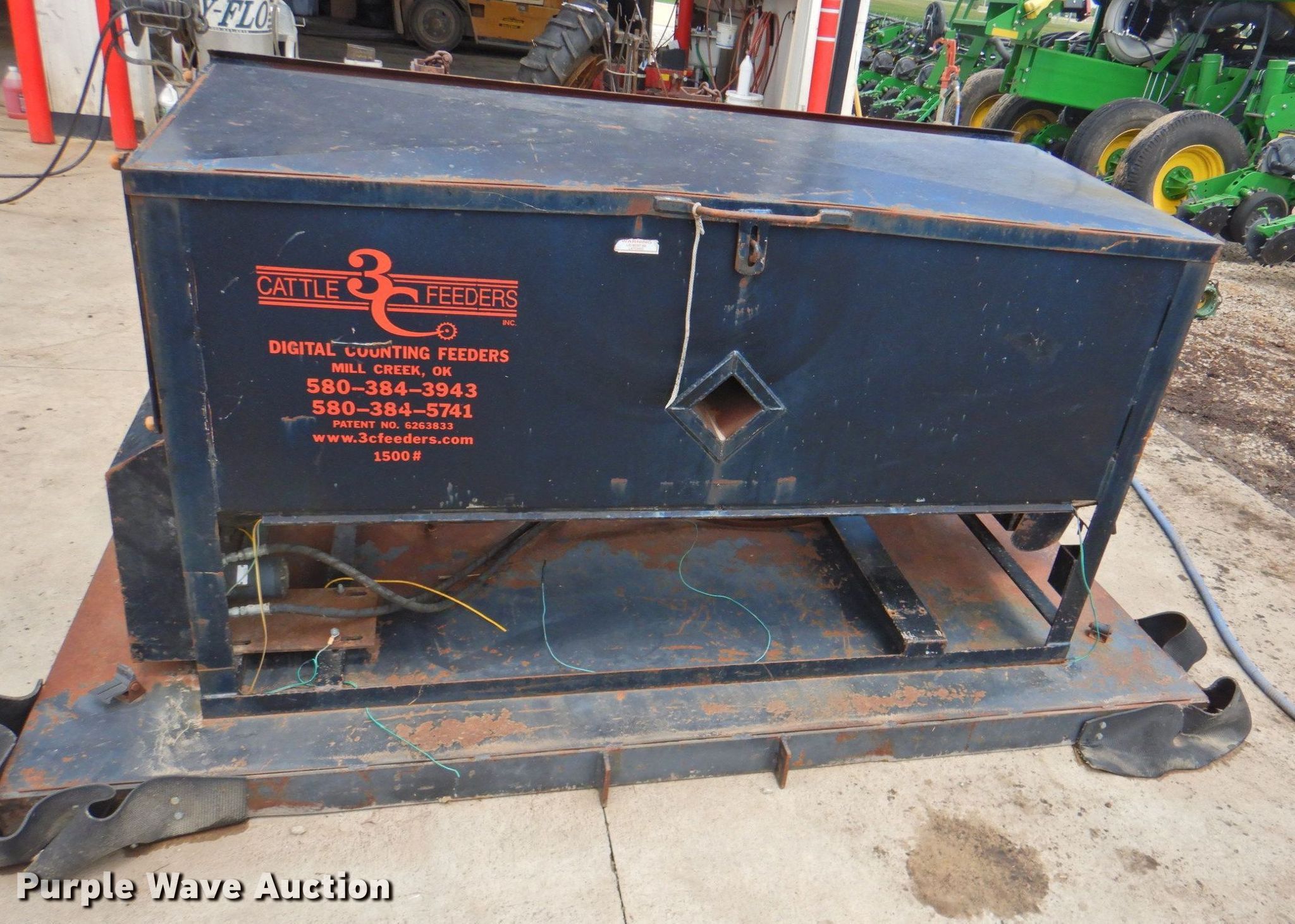 3C Cattle Feeders feeder in Bucyrus, KS Item DP4827 sold Purple Wave