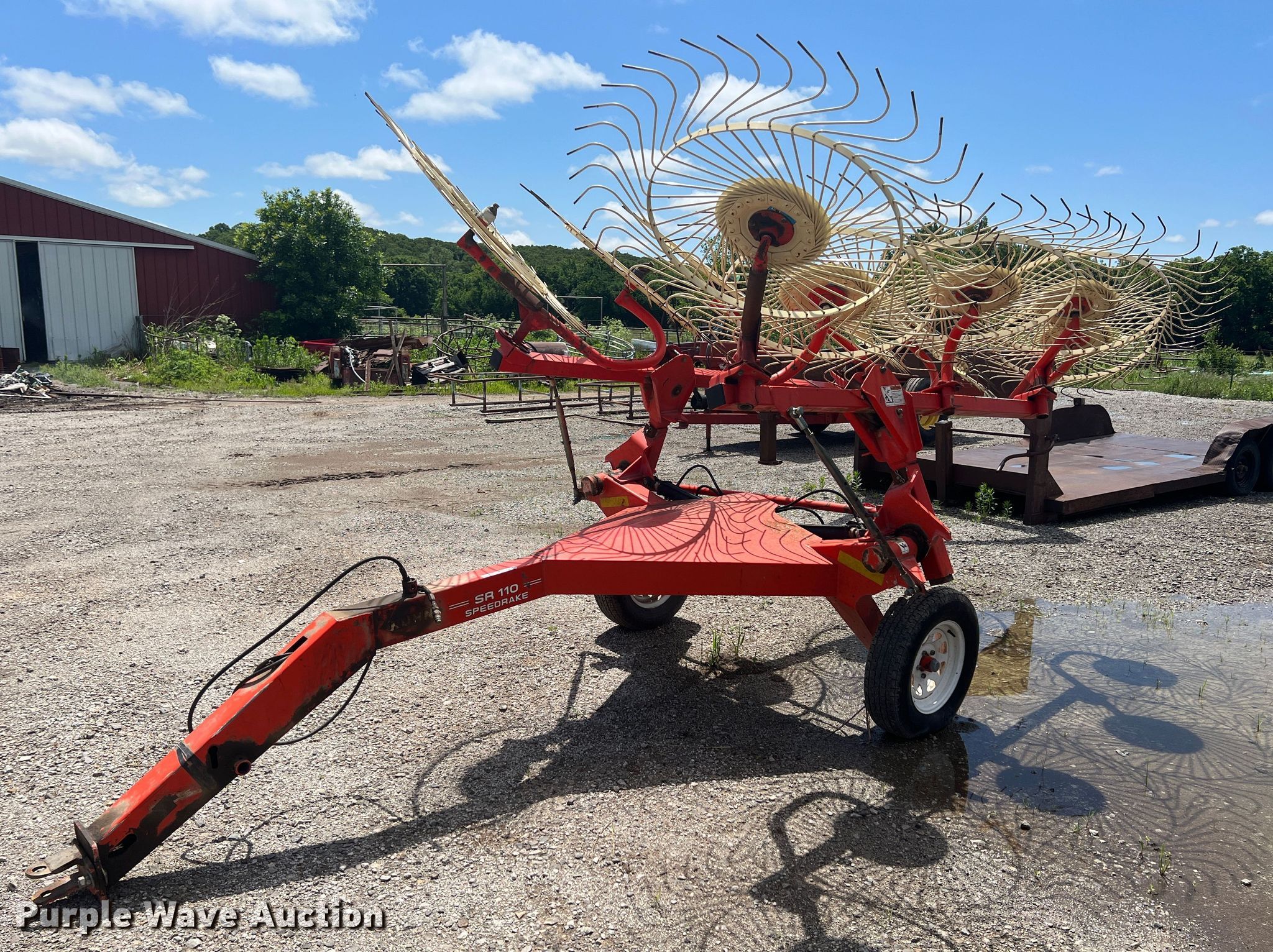 Speedrake SR110 hay rake in Fall River, KS | Item HL9138 sold | Purple Wave