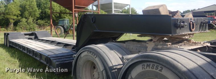 image for item DB7941 1989 Talbert TDW-35S-HRG-1-T1  lowboy equipment trailer