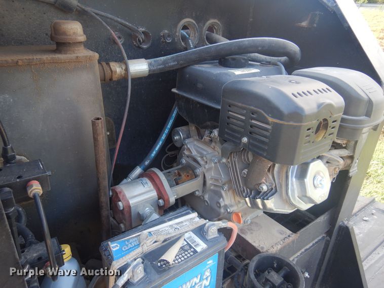 image for item DB7941 1989 Talbert TDW-35S-HRG-1-T1  lowboy equipment trailer