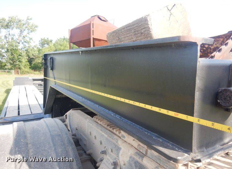 image for item DB7941 1989 Talbert TDW-35S-HRG-1-T1  lowboy equipment trailer