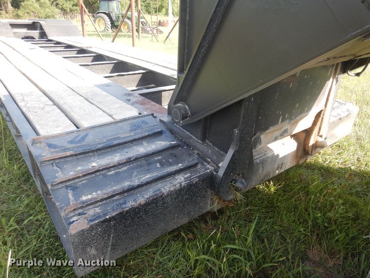 image for item DB7941 1989 Talbert TDW-35S-HRG-1-T1  lowboy equipment trailer