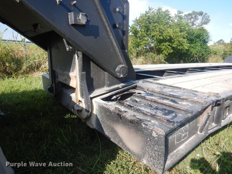 image for item DB7941 1989 Talbert TDW-35S-HRG-1-T1  lowboy equipment trailer