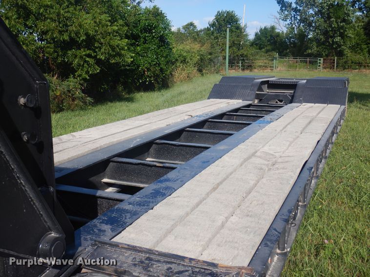 image for item DB7941 1989 Talbert TDW-35S-HRG-1-T1  lowboy equipment trailer