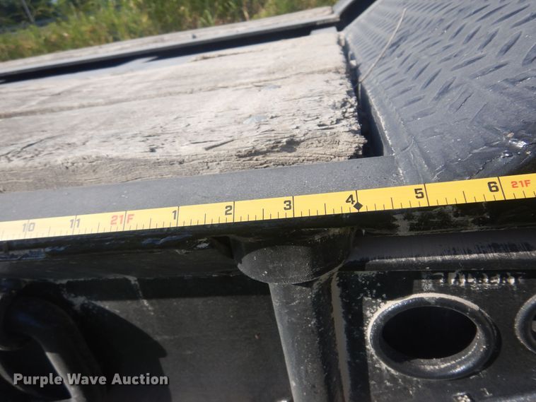 image for item DB7941 1989 Talbert TDW-35S-HRG-1-T1  lowboy equipment trailer