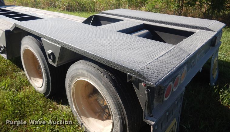 image for item DB7941 1989 Talbert TDW-35S-HRG-1-T1  lowboy equipment trailer