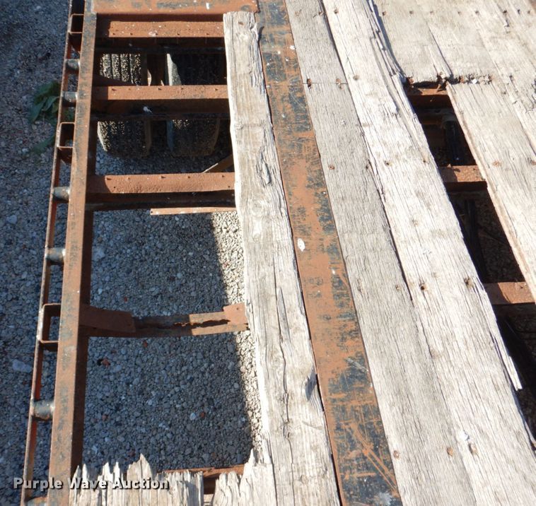 image for item DM2340 2001 Kalyn KDP80  drop deck trailer