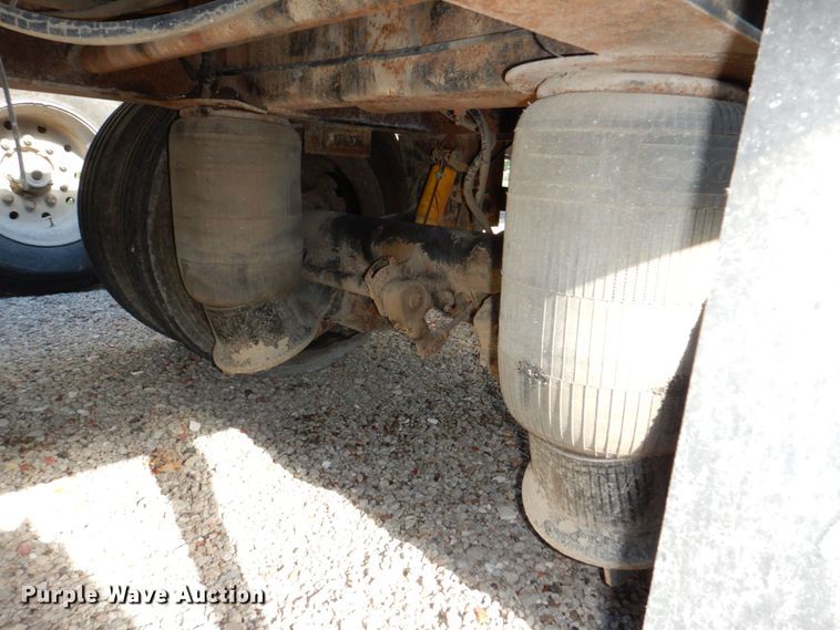 image for item DM2340 2001 Kalyn KDP80  drop deck trailer