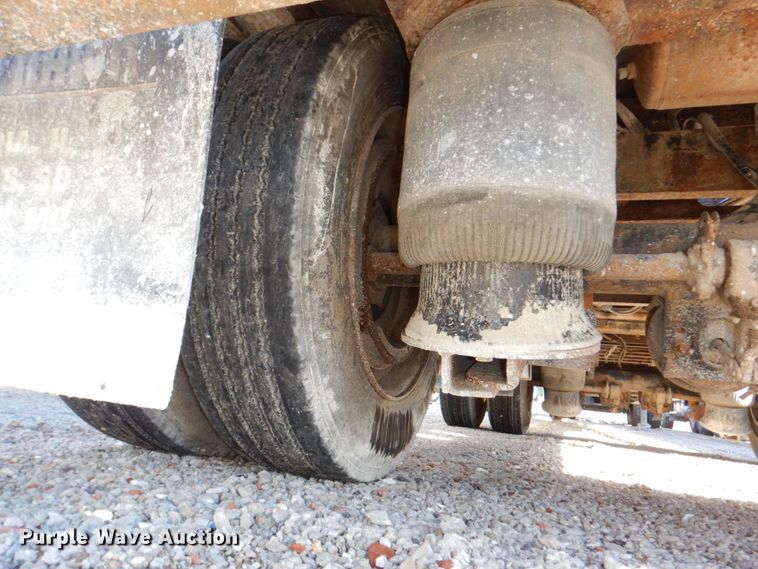 image for item DM2340 2001 Kalyn KDP80  drop deck trailer