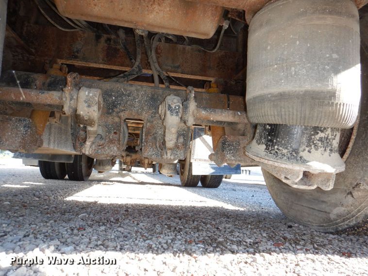 image for item DM2340 2001 Kalyn KDP80  drop deck trailer