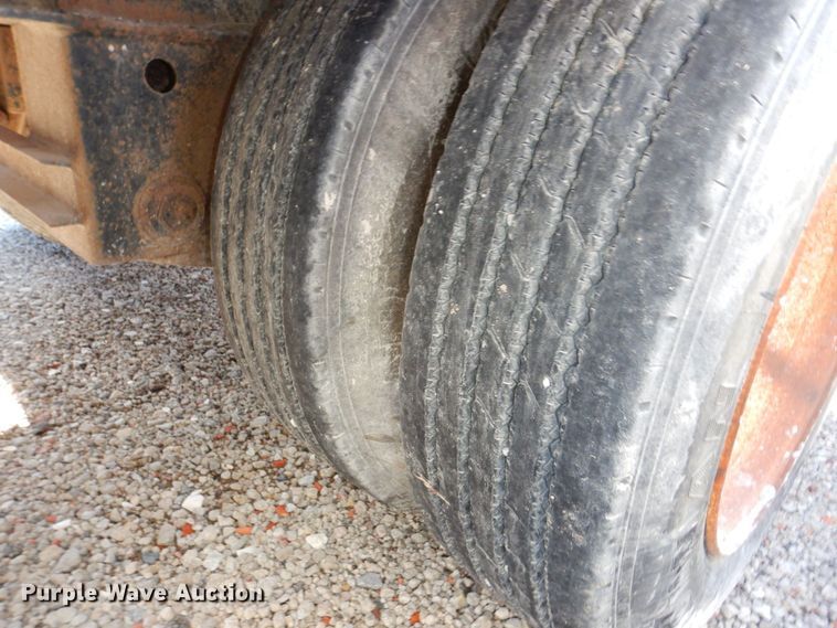 image for item DM2340 2001 Kalyn KDP80  drop deck trailer