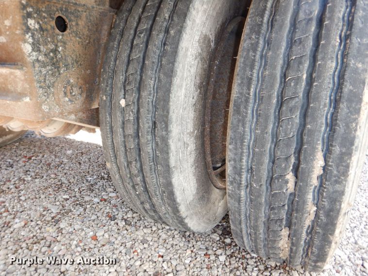 image for item DM2340 2001 Kalyn KDP80  drop deck trailer