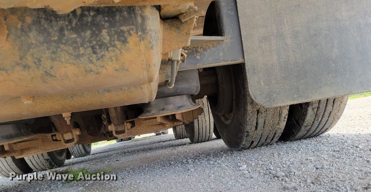 image for item DM2414 1998 Landoll Hauloll  tilt deck equipment trailer