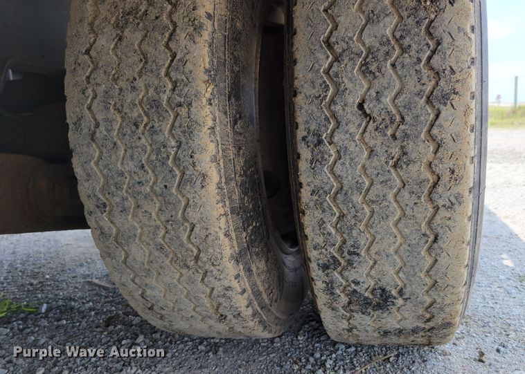 image for item DM2414 1998 Landoll Hauloll  tilt deck equipment trailer