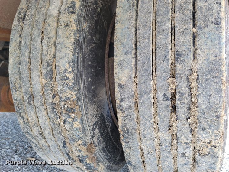 image for item DM2414 1998 Landoll Hauloll  tilt deck equipment trailer