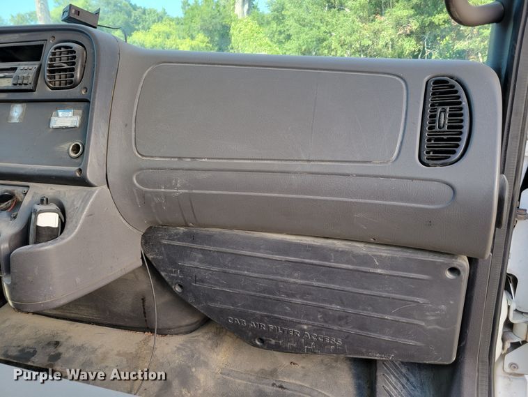 image for item DM2457 2003 Freightliner Business Class M2  propane truck