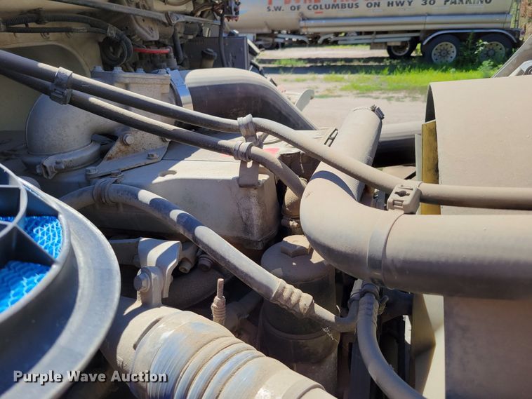 image for item DM2457 2003 Freightliner Business Class M2  propane truck