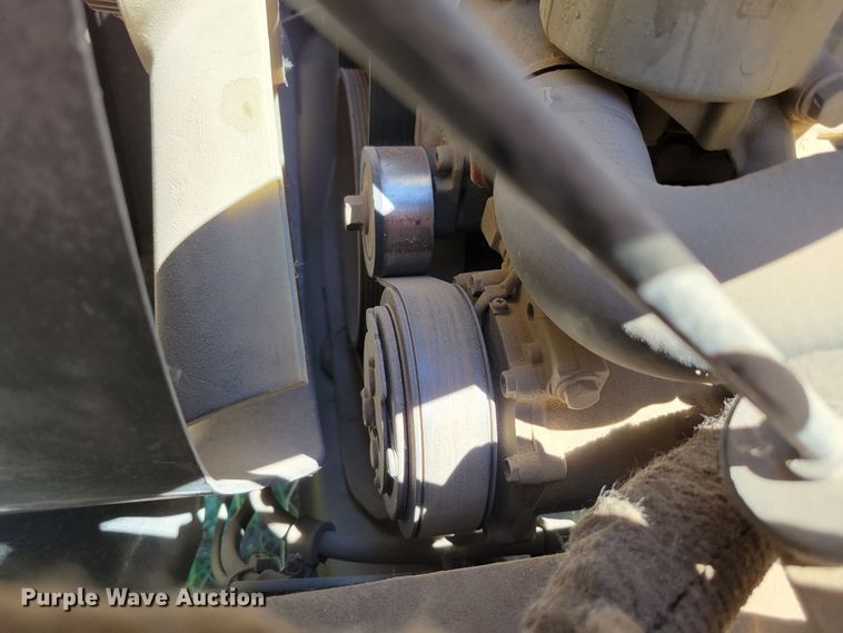 image for item DM2457 2003 Freightliner Business Class M2  propane truck