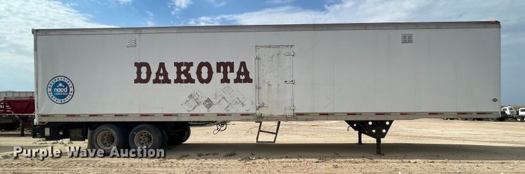 image for item DN5073 2000 Utility Trailer MFG VS2DC  dry van trailer