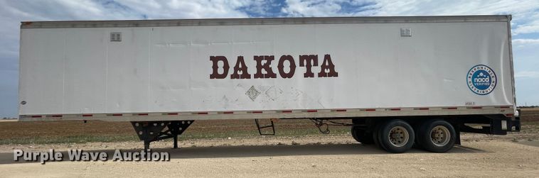 image for item DN5073 2000 Utility Trailer MFG VS2DC  dry van trailer