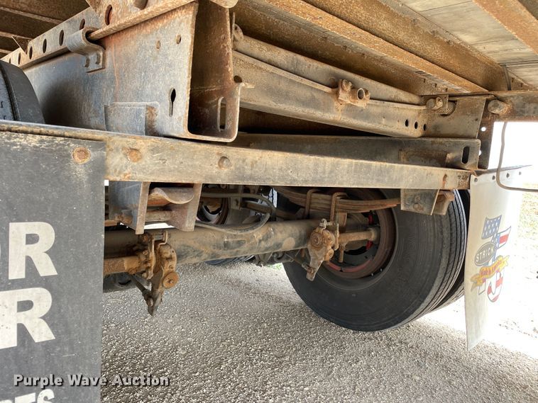 image for item DN5073 2000 Utility Trailer MFG VS2DC  dry van trailer
