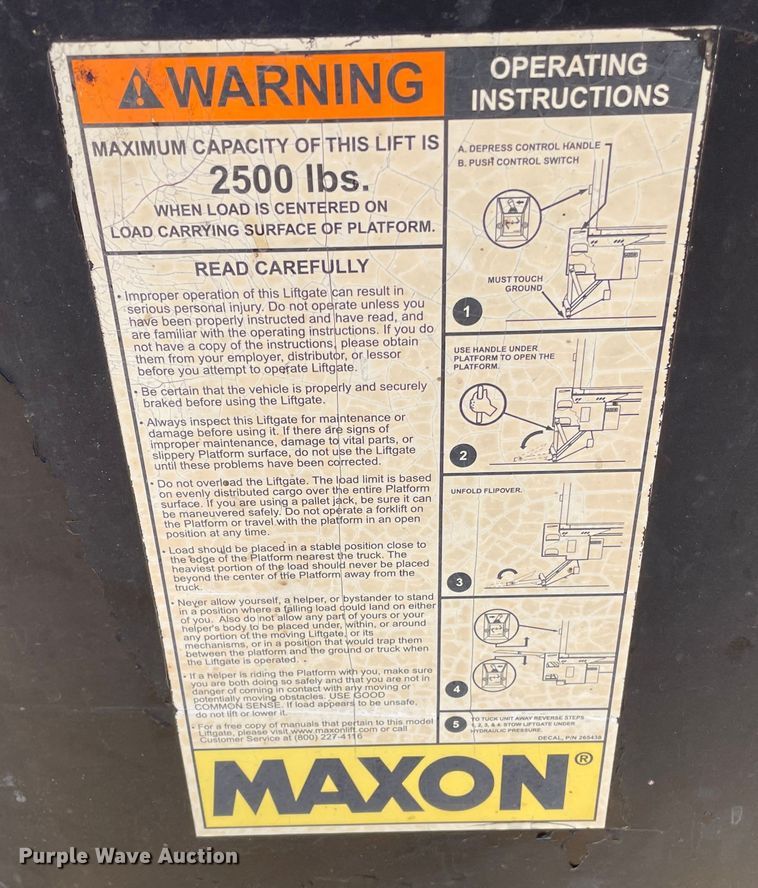 image for item DN5073 2000 Utility Trailer MFG VS2DC  dry van trailer