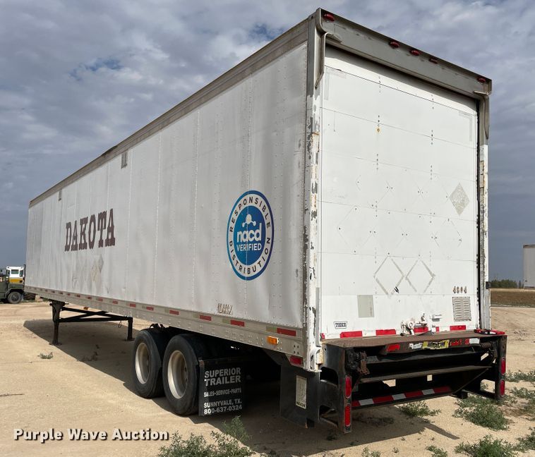 image for item DN5074 2000 Utility Trailer MFG  dry van trailer