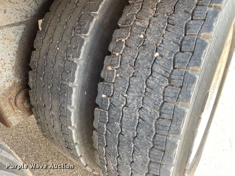 image for item DN5075 2000 Great Dane  dry van trailer