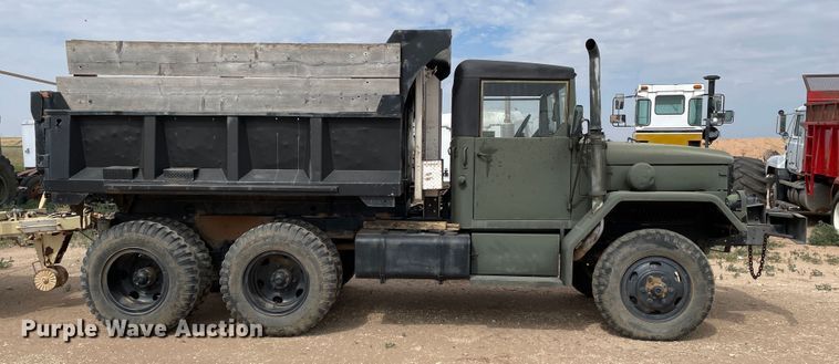 image for item DN5076 1971 Jeep M35A2  dump truck