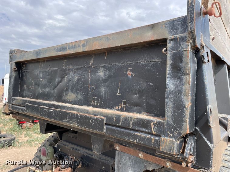 image for item DN5076 1971 Jeep M35A2  dump truck