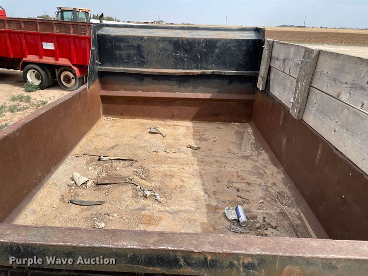 image for item DN5076 1971 Jeep M35A2  dump truck