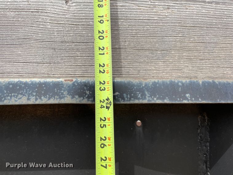 image for item DN5076 1971 Jeep M35A2  dump truck