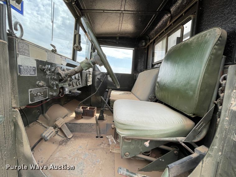 image for item DN5076 1971 Jeep M35A2  dump truck