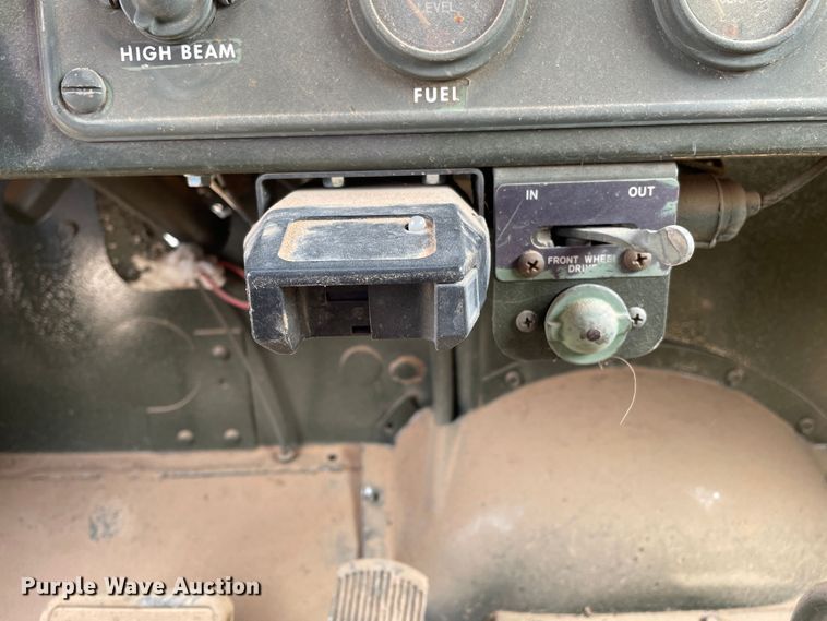 image for item DN5076 1971 Jeep M35A2  dump truck