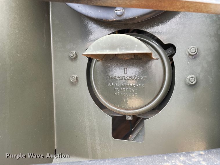 image for item DN5076 1971 Jeep M35A2  dump truck