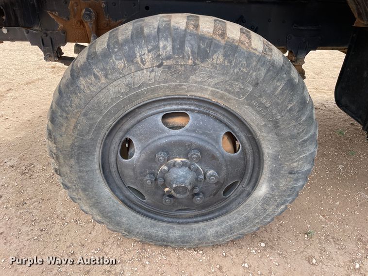 image for item DN5076 1971 Jeep M35A2  dump truck