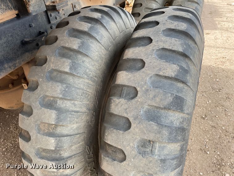 image for item DN5076 1971 Jeep M35A2  dump truck