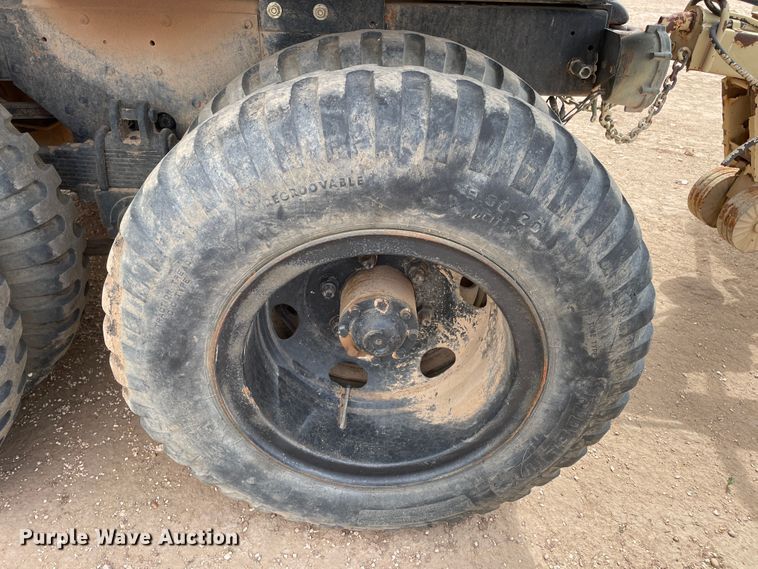 image for item DN5076 1971 Jeep M35A2  dump truck